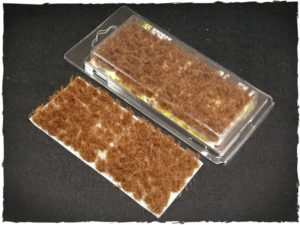 GamersGrass tuft  - Spiky Brown
