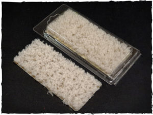 GamersGrass tuft  - Spiky Winter
