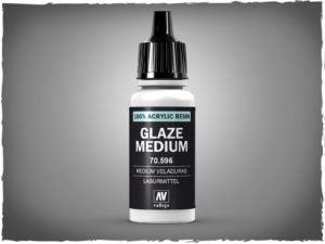 Vallejo auxiliaries - 70.596 Glaze Medium