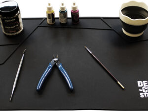 Silicone hobby and painting mat